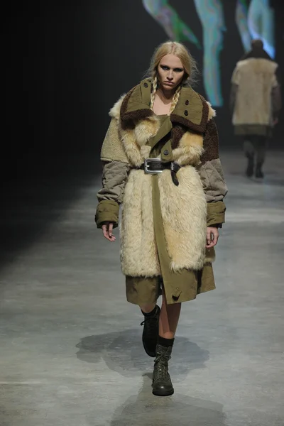 Look 68